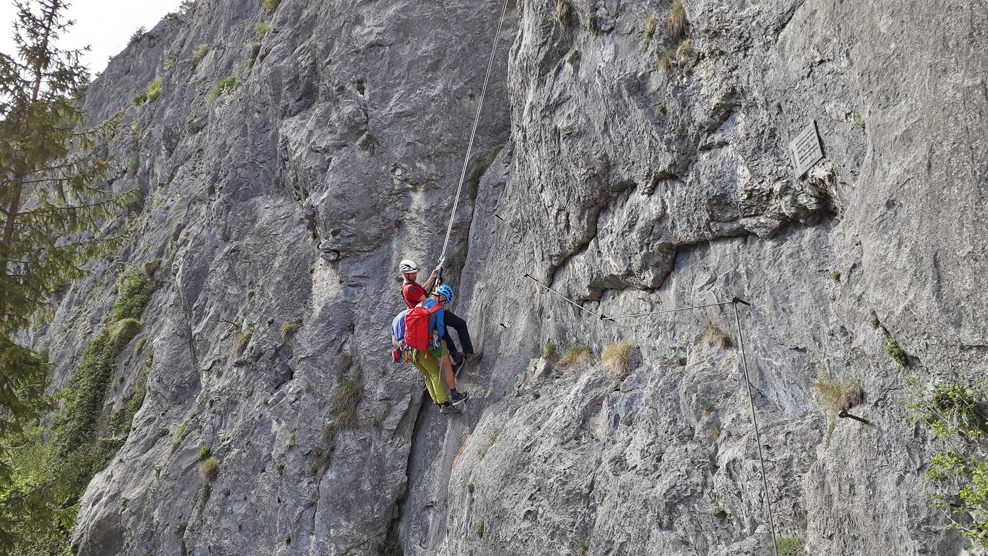 Bergung aus der Wand © Bergrettung Innsbruck | ÖKAS