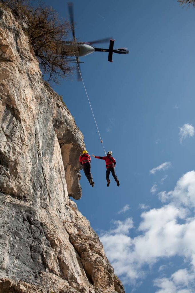 Flugretter Einsatzübung - Hohe Wand © Egon Weissheimer - BM.I Alpinpolizei Flugretter Einsatzübung - Hohe Wand © Egon Weissheimer - BM.I Alpinpolizei
