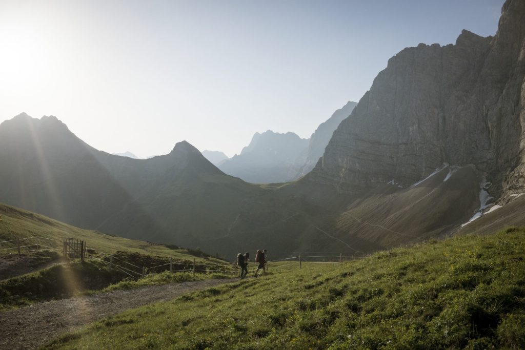 Hitze im Gebirge - Karwendel Falkenhütte © Jens Schwarz - Tirol Werbung Hitze im Gebirge - Karwendel Falkenhütte © Jens Schwarz - Tirol Werbung