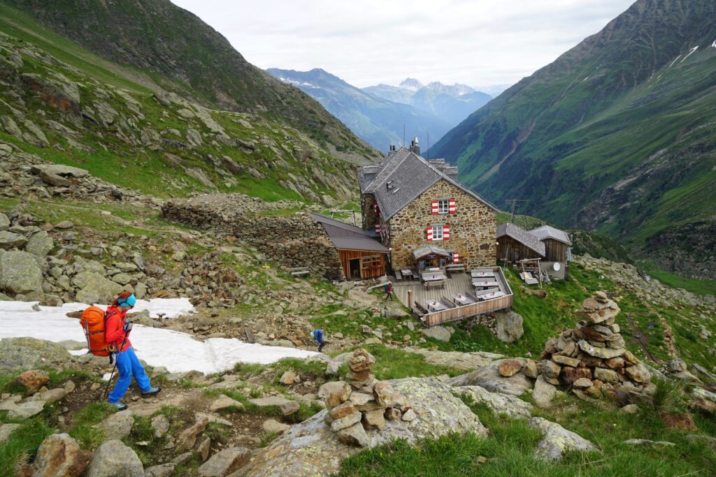 oekas_Nürnbergerhuette_StubaierAlpen_c_argonaut oekas_Nürnbergerhuette_StubaierAlpen_c_argonaut