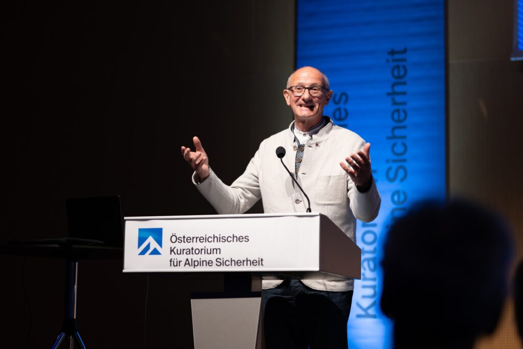 Alpinforum 2025 - Anton Mattle, Foto: chrisriefenberg.co Alpinforum 2025 - Anton Mattle, Foto: chrisriefenberg.co