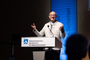 Alpinforum 2025 - Anton Mattle, Foto: chrisriefenberg.co