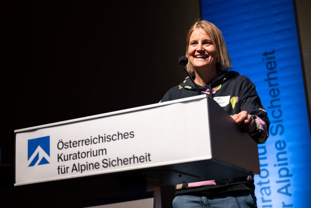 Katharina Hüfner, Alpinforum 2025. Foto: Chris Riefenberg, chrisriefenberg.com Katharina Hüfner, Alpinforum 2025. Foto: Chris Riefenberg, chrisriefenberg.com
