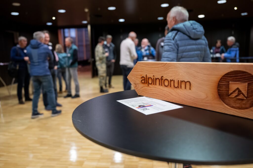 Alpinforum 2025 - ein Ort des Austausches. Foto: chrisriefenberg.com